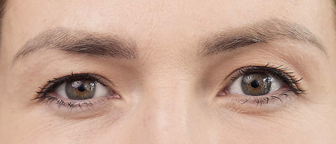 Kosmetik-Trend: Wow-Brows - vorher